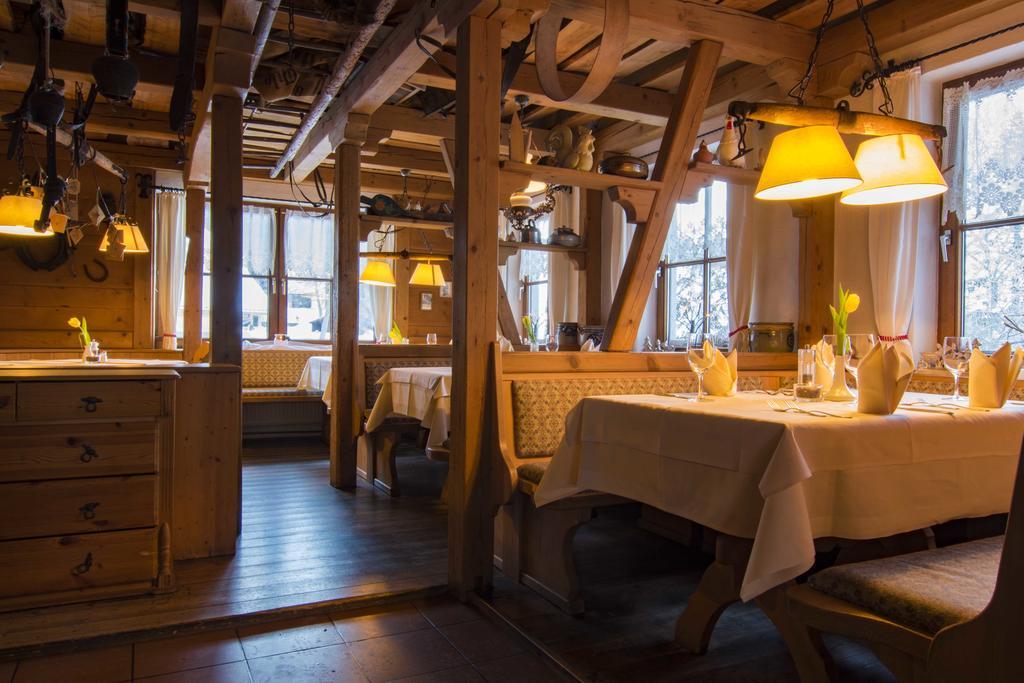 Hotel & Restaurant Gruener Baum - Die Gruene Oase Am Feldberg Feldberg  Luaran gambar